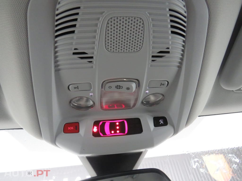 Peugeot 3008 1.5 BlueHDi Allure