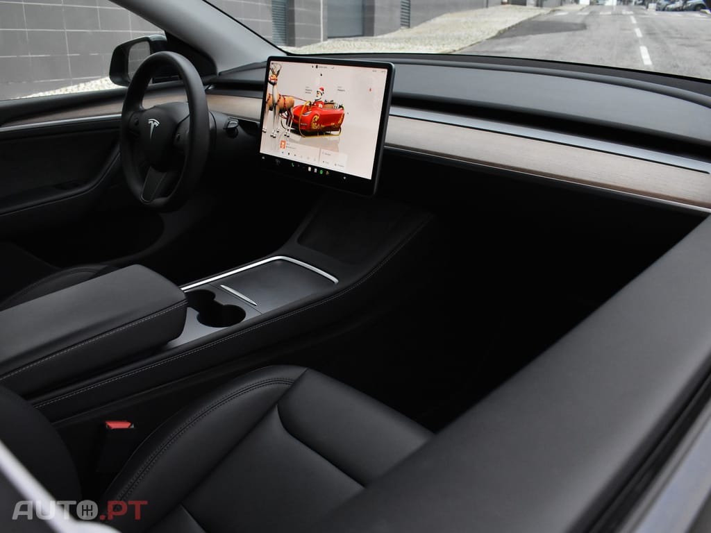 Tesla Model Y Performance Tração Integral