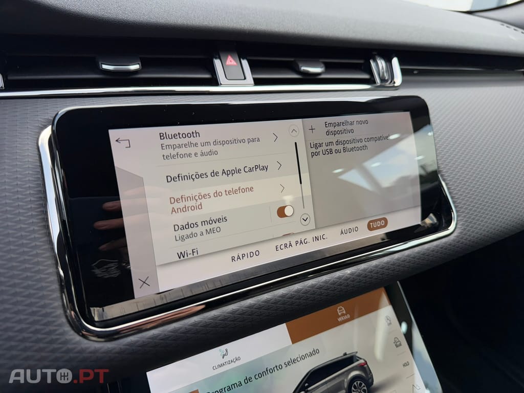 Land Rover Evoque 1.5 P300e AWD R-Dynamic S Auto