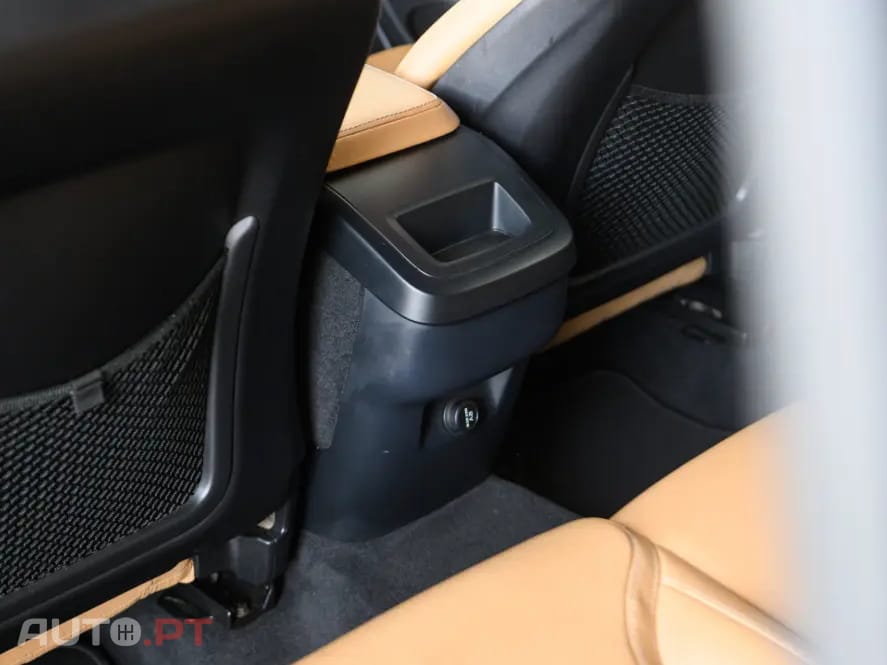 Volvo XC60 2.0 D4 Inscription AWD Geartronic