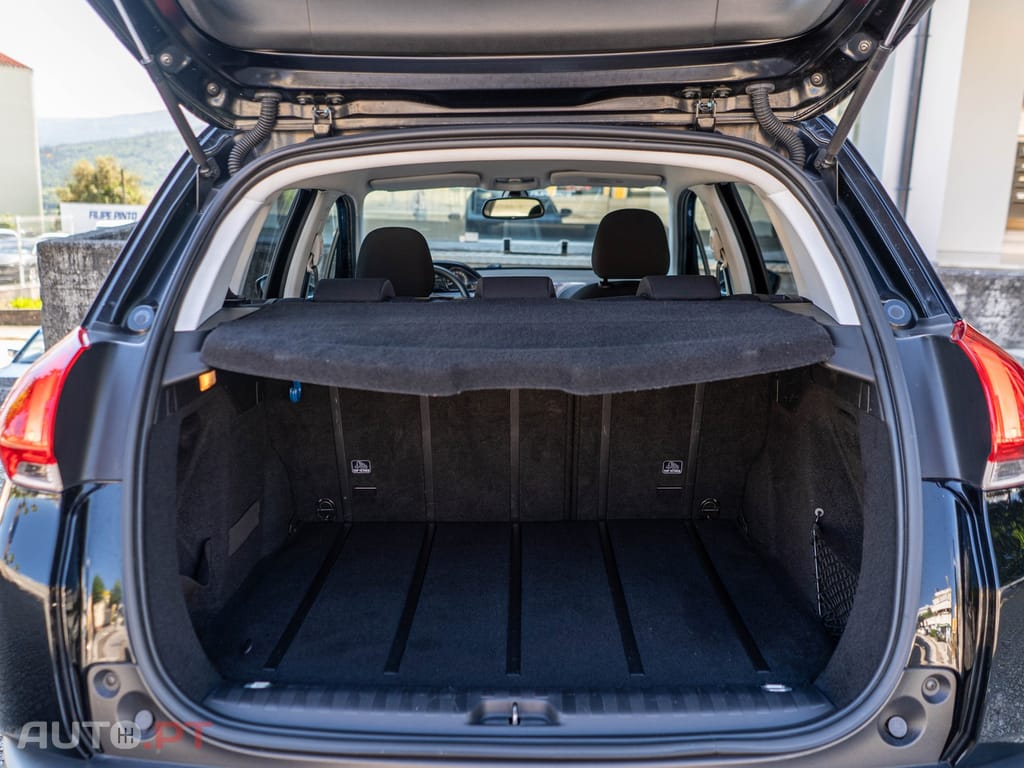 Peugeot 2008 1.2 PureTech Style