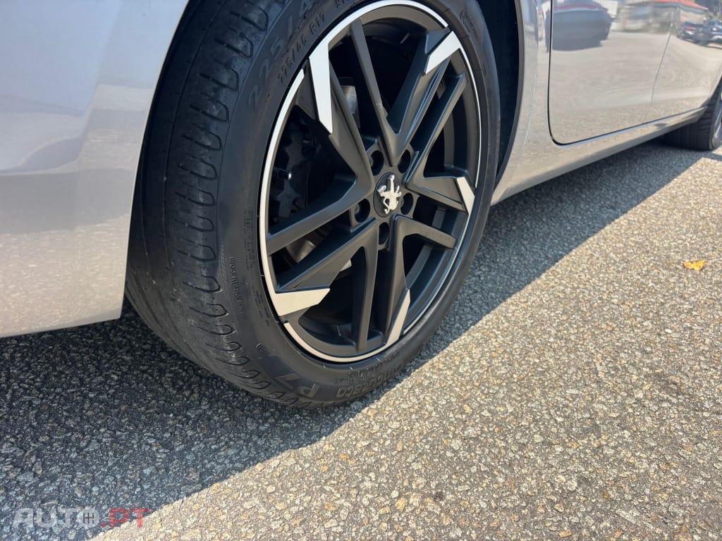 Peugeot 308 1.6 BlueHDi Allure J17