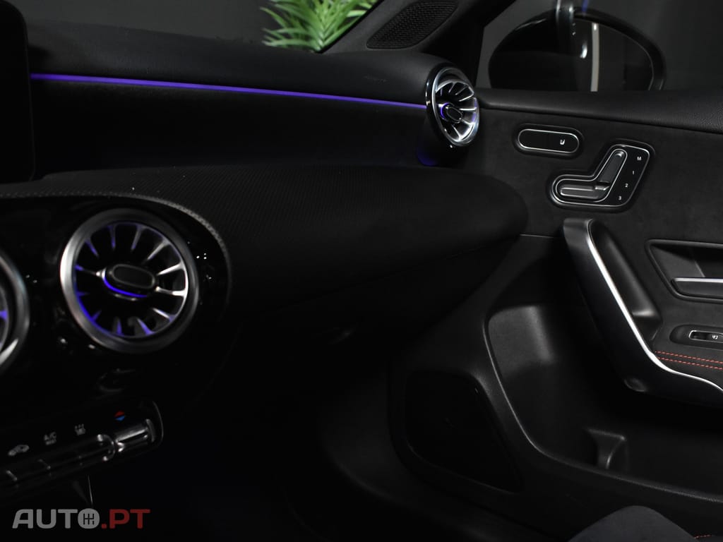 Mercedes-Benz A 250 e AMG Line 8G-DCT AMG Line