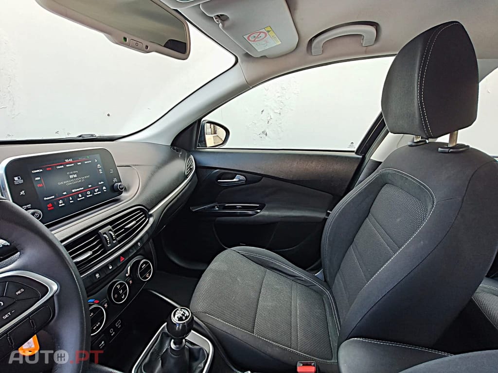 Fiat Tipo 1.6 M-Jet Lounge