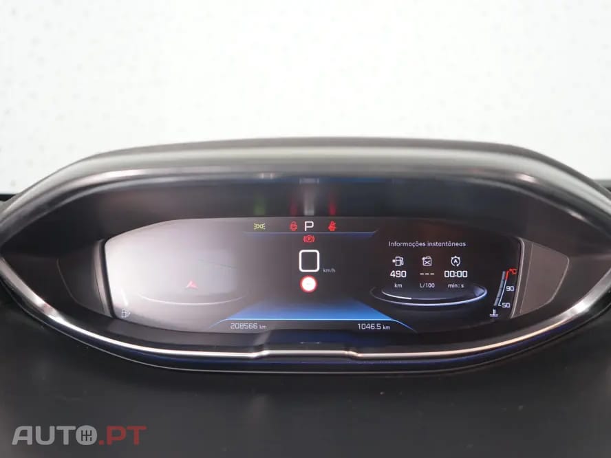 Peugeot 5008 1.5 BlueHDi Allure EAT8