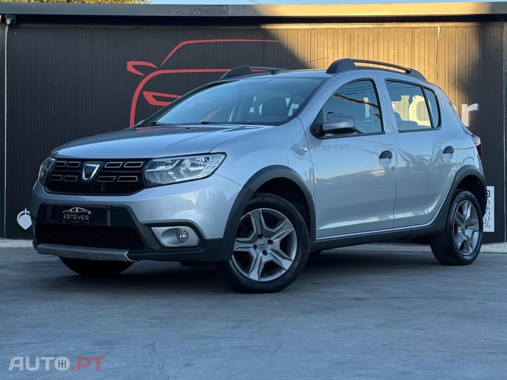 Dacia Sandero 1.5 dCi Stepway — fotografia 2