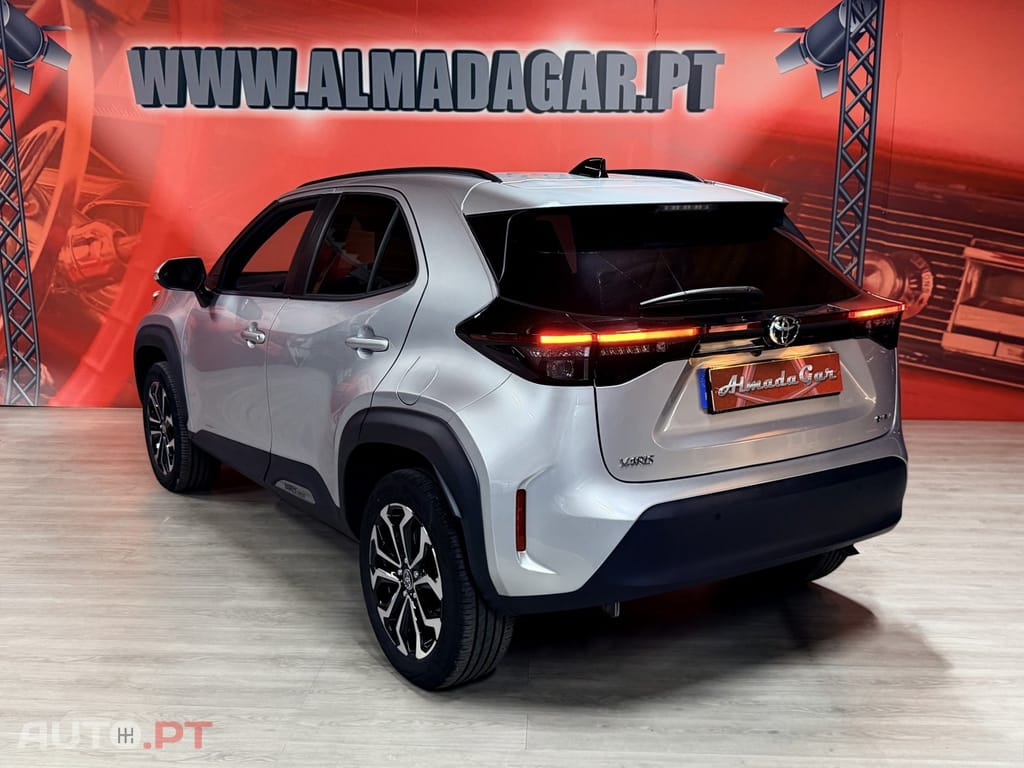 Toyota Yaris Cross 1.5 HDF Premier Edition