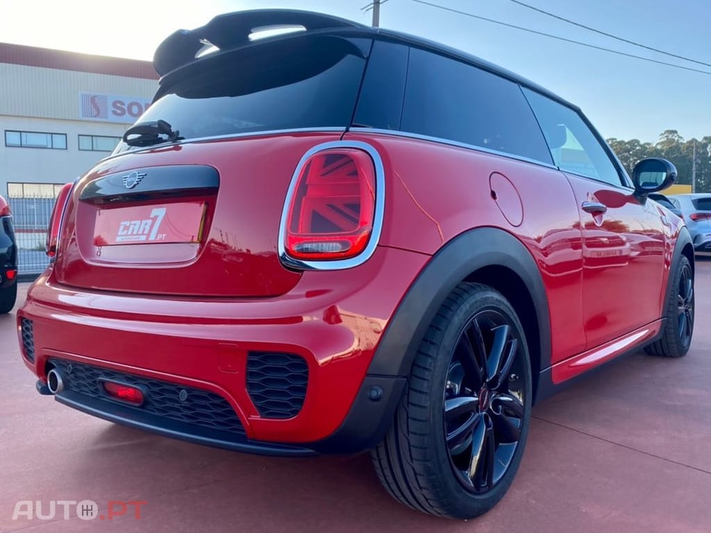 MINI Cooper Auto. John Works