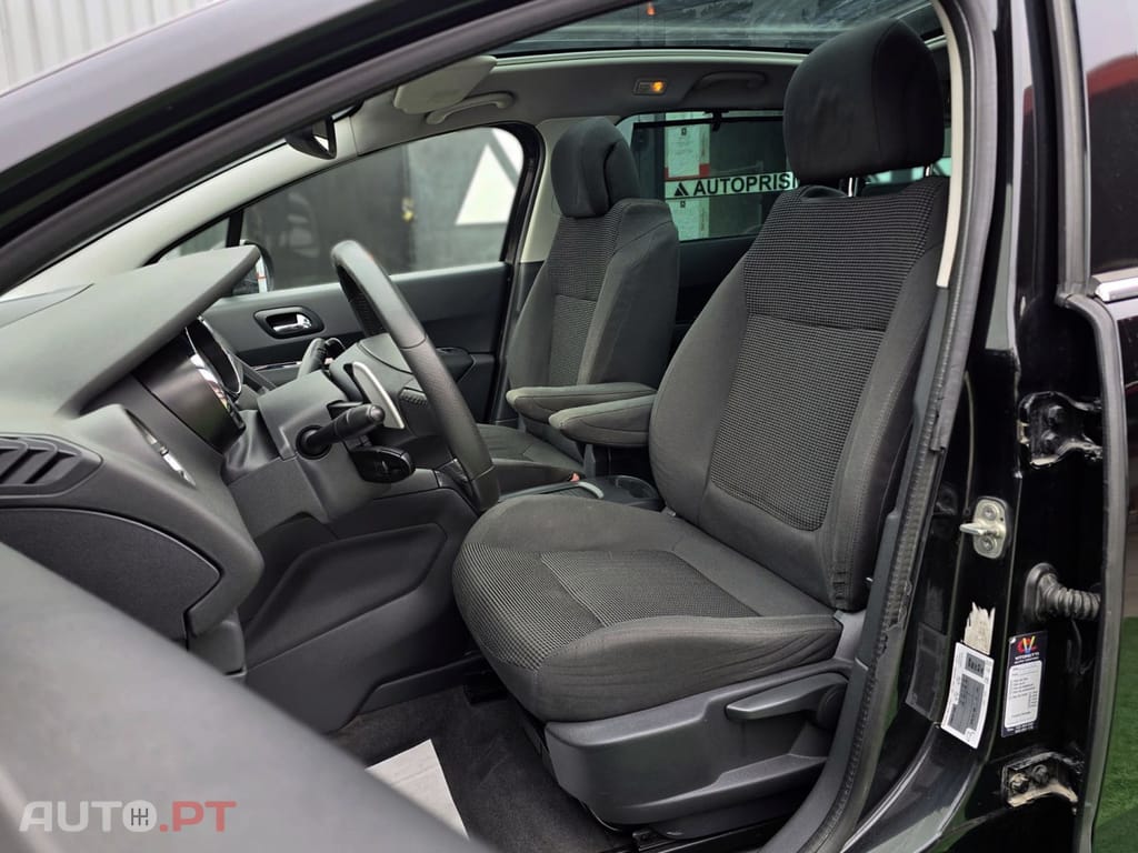 Peugeot 5008 1.6 E-HDi 7L Allure J17 CMP6
