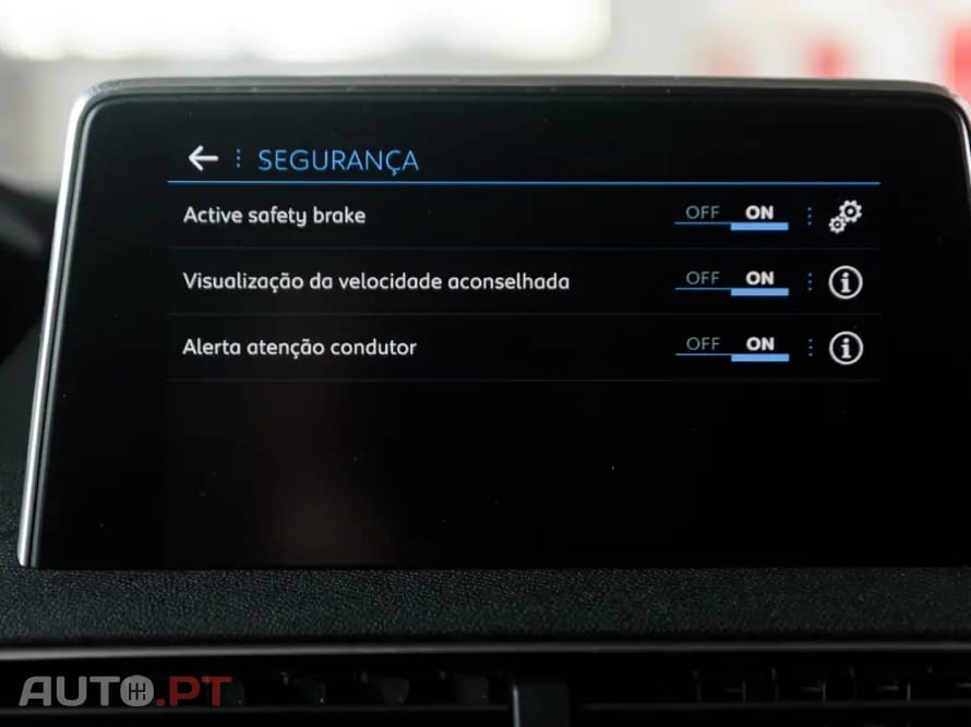 Peugeot 3008 1.5 BlueHDi GT EAT8