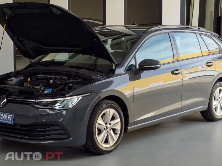 Volkswagen Golf Variant 1.0 eTSI Life DSG