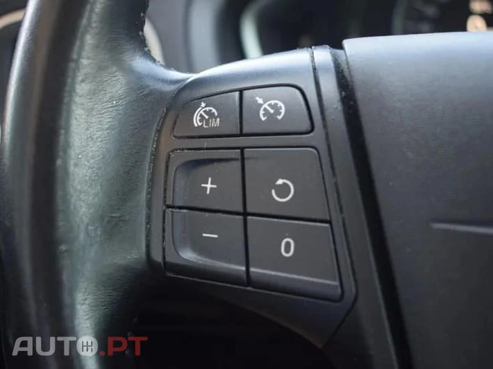 Volvo V40 2.0 D2 Momentum