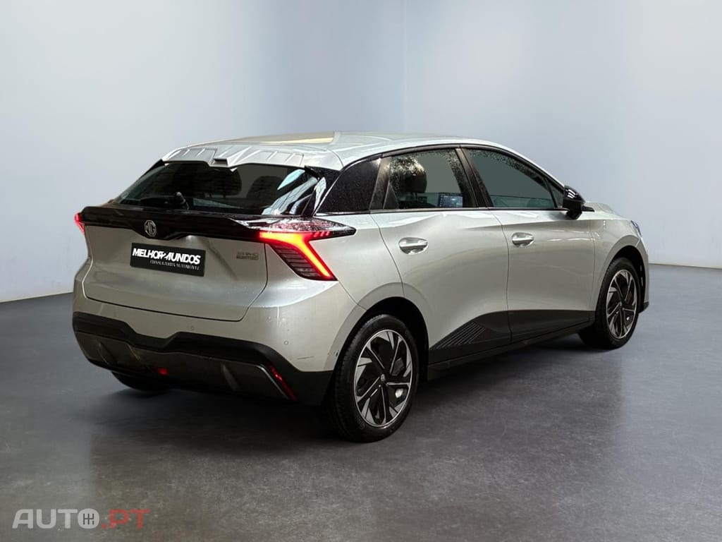 MG MG4 51 kWh Standard