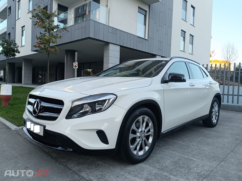 Mercedes-Benz GLA 180 d Style