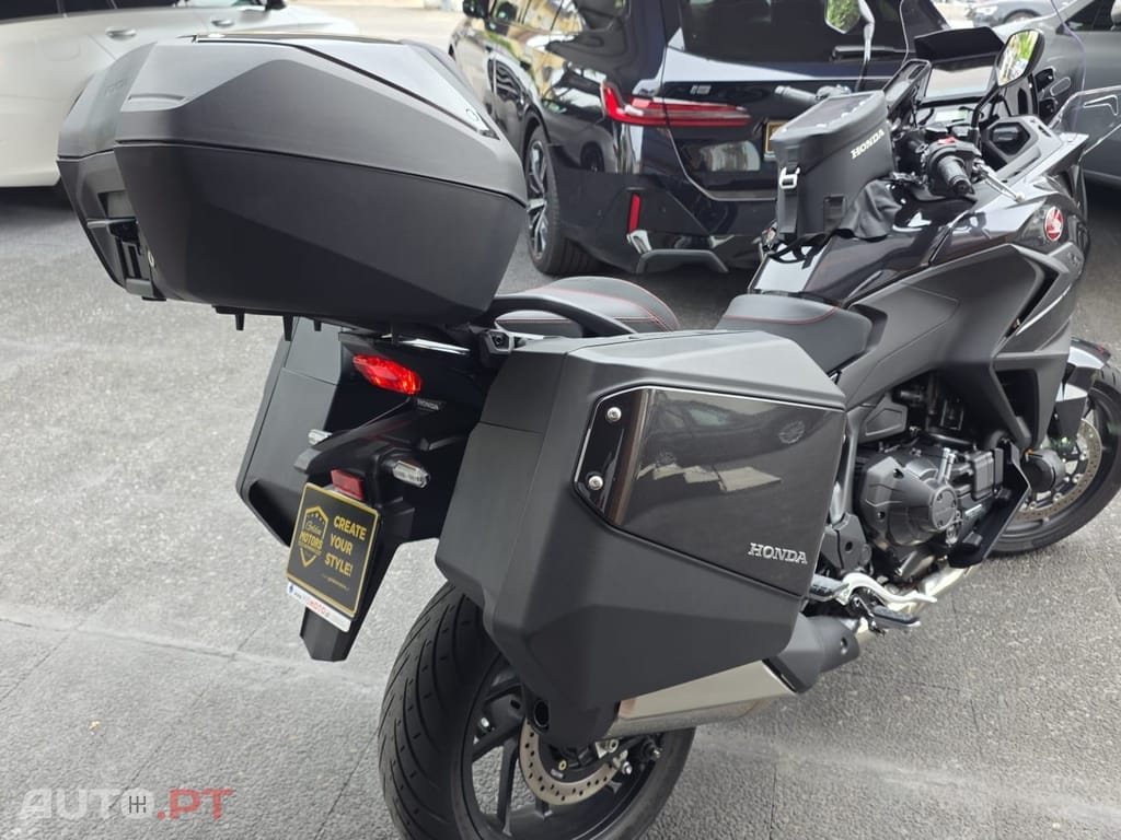 Honda NT 1100de