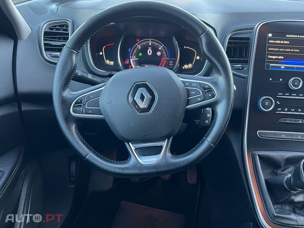Renault Scénic 1.6 dCi Confort 7 LUGARES