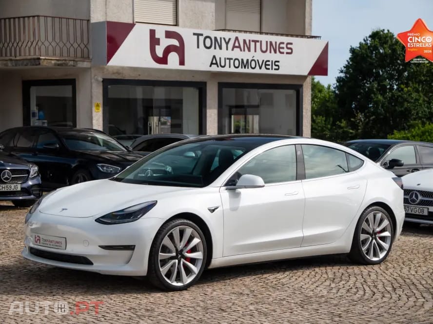 Tesla Model 3 Long Range AWD Dual Motor Performance
