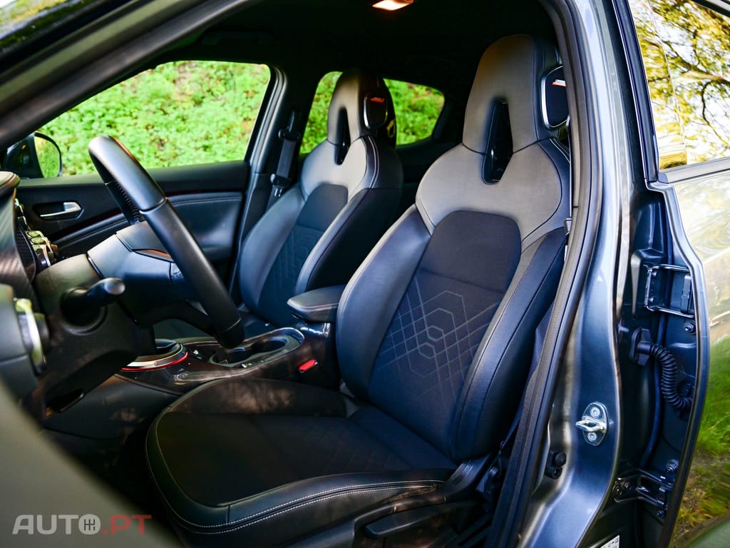 Nissan Juke 1.0 DIG-T Tekna