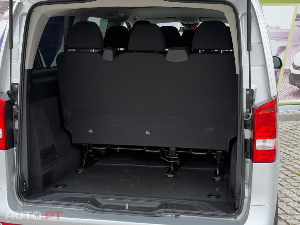 Mercedes-Benz Vito 9 LUGARES