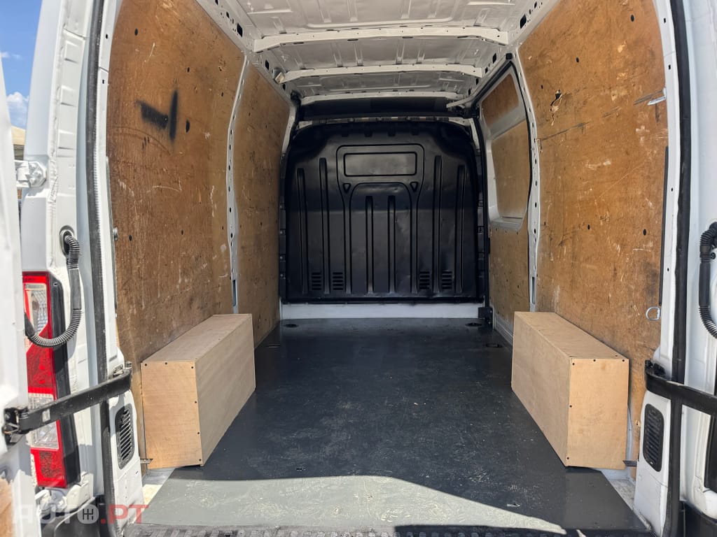 Renault Master 2.3 dCi L2H2 3.5T