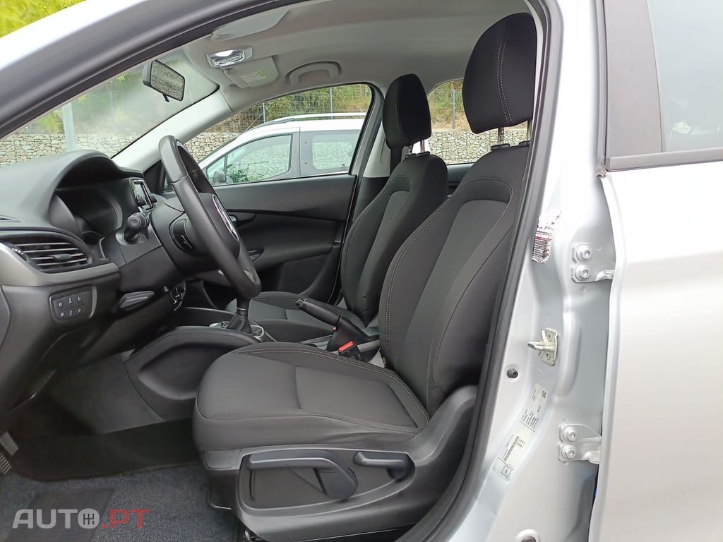 Fiat Tipo 1.3 M-Jet Lounge J17