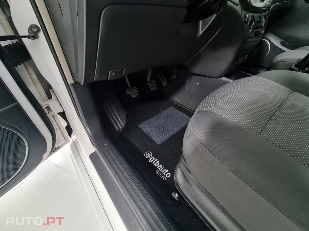 Chevrolet Aveo 1.2 Basis