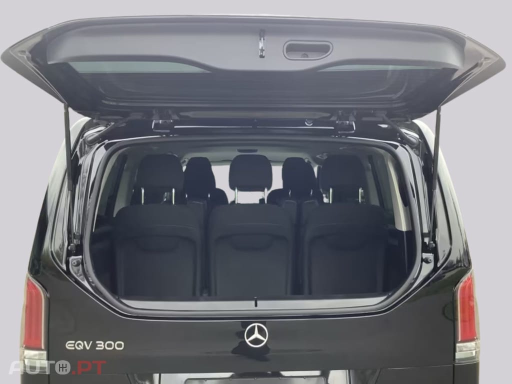Mercedes-Benz EQV 300 Lang Distronic I.V.A DEDUTIVEL