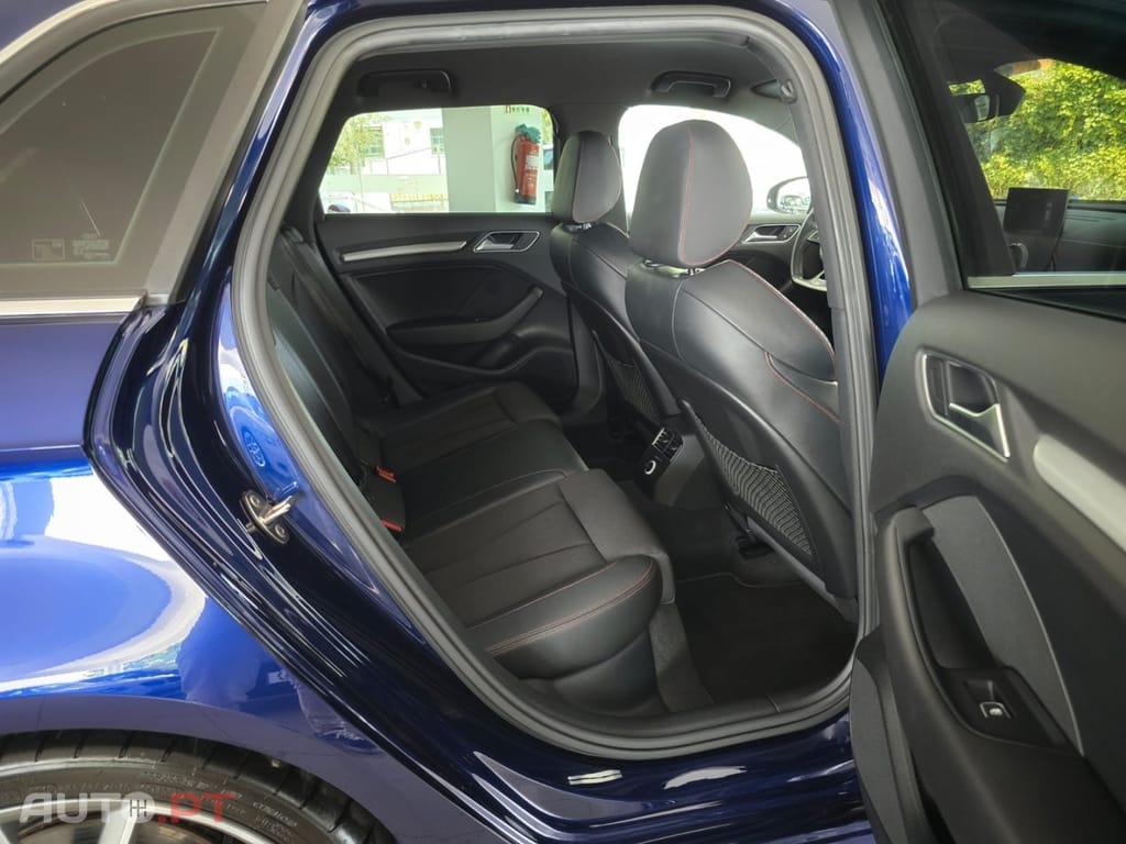 Audi S3 TFSI quattro S tronic