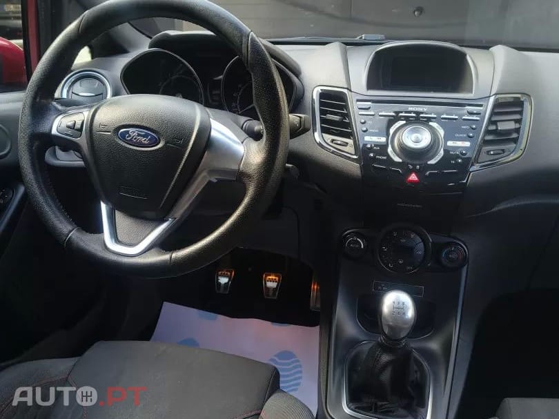 Ford Fiesta 1.0 EcoBoost S&S ST-LINE