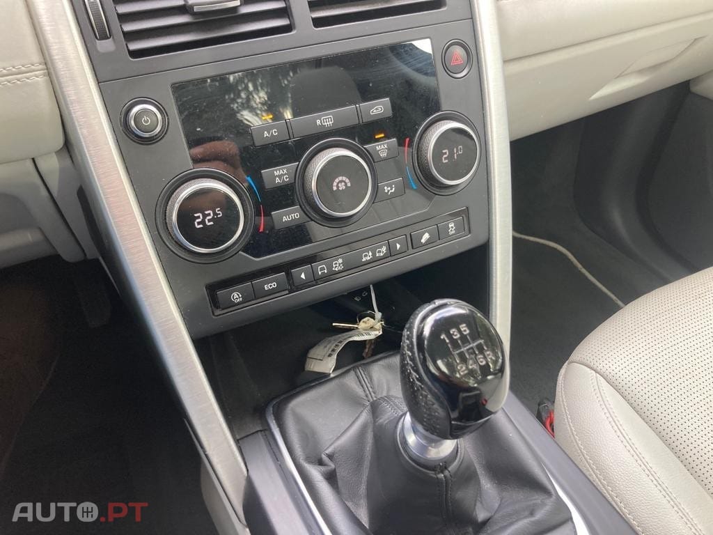 Land Rover Discovery Sport 2.0 TD4 SE 4WD