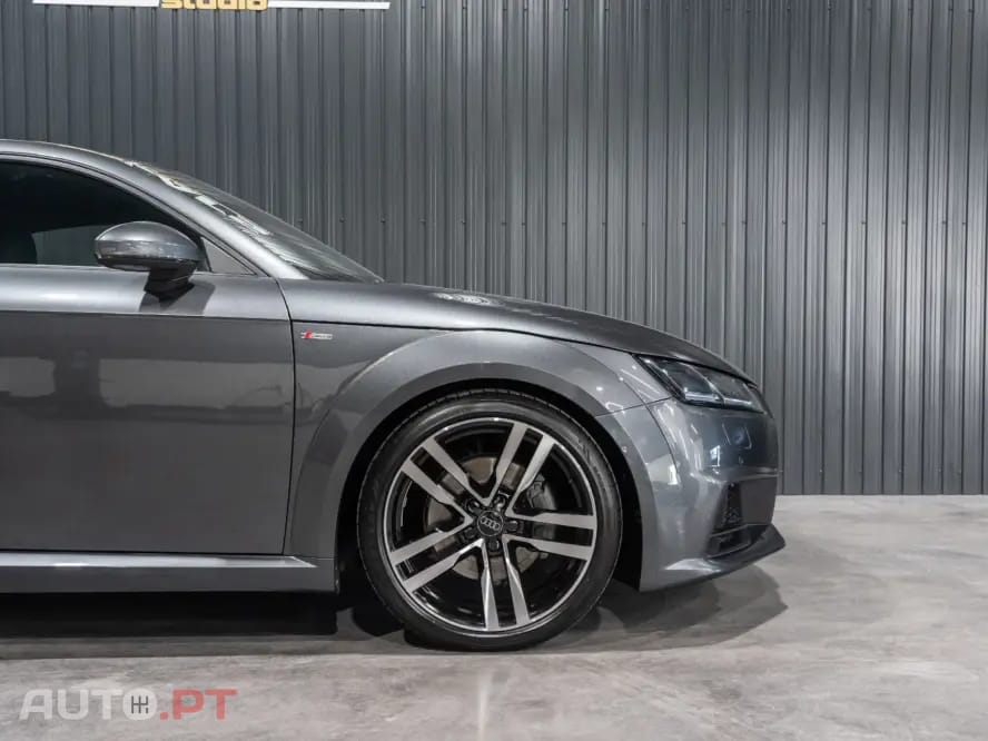 Audi TT 2.0 TFSI quattro S tronic
