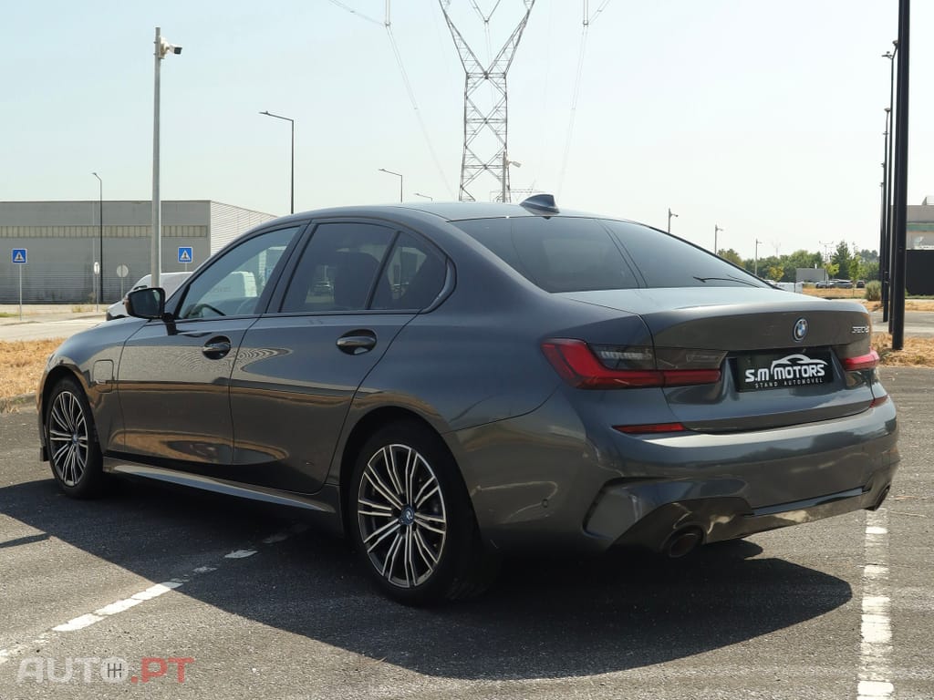 BMW 320 e Pack M Auto
