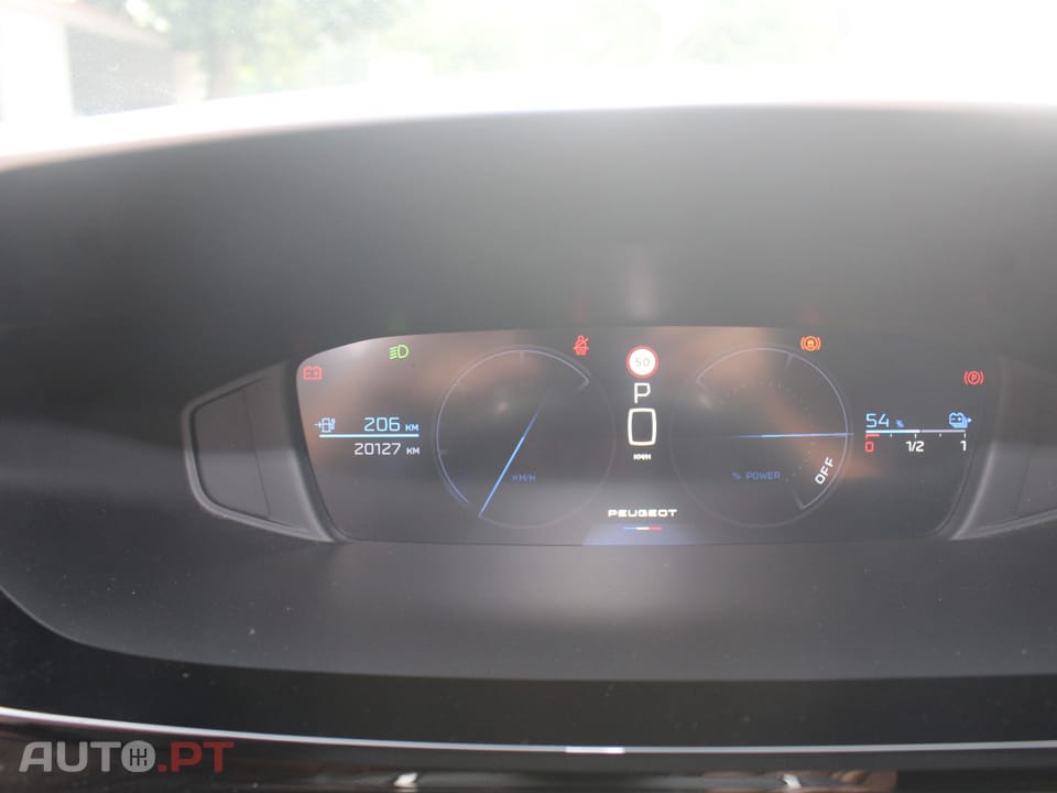Peugeot 408 GT 58 kWh