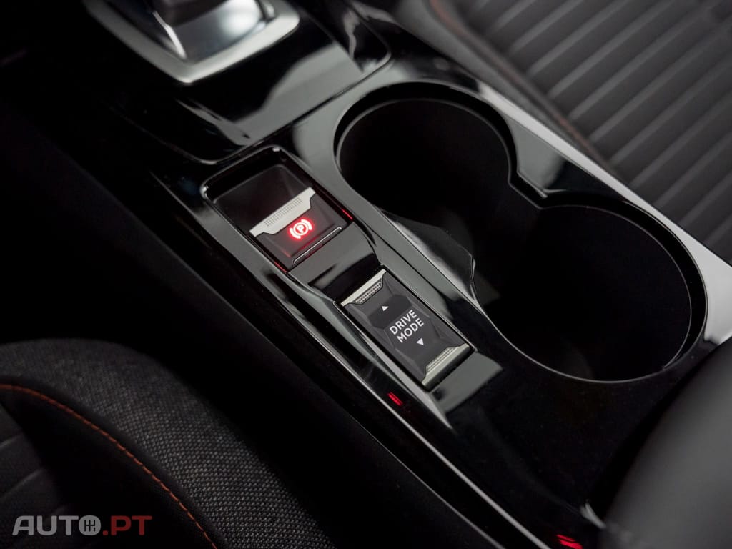 Peugeot E-208 50 kWh Active