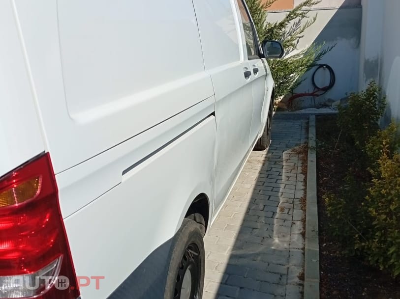 Mercedes-Benz Vito 111 CDi/32
