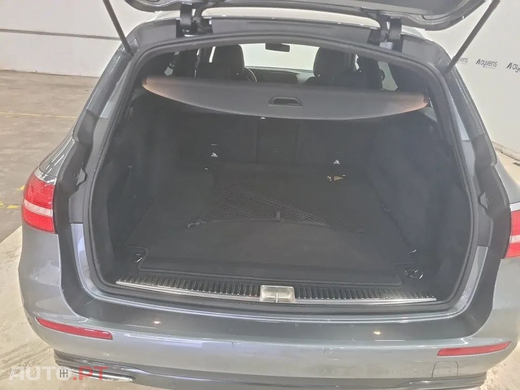 Mercedes-Benz E 220 d Avantgarde