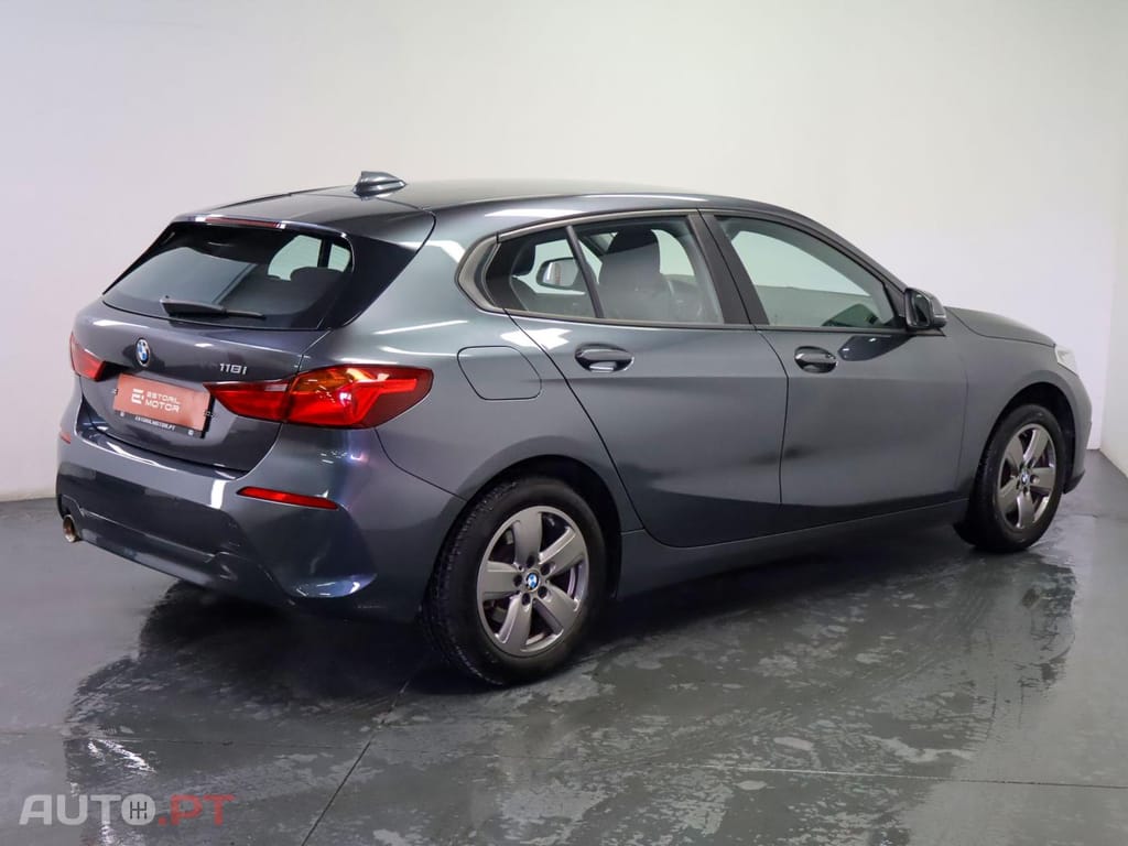 BMW 118 i Auto