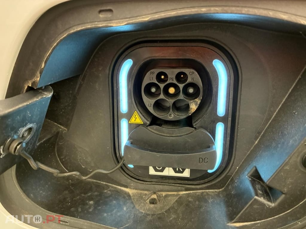 MG MG4 51 kWh Standard