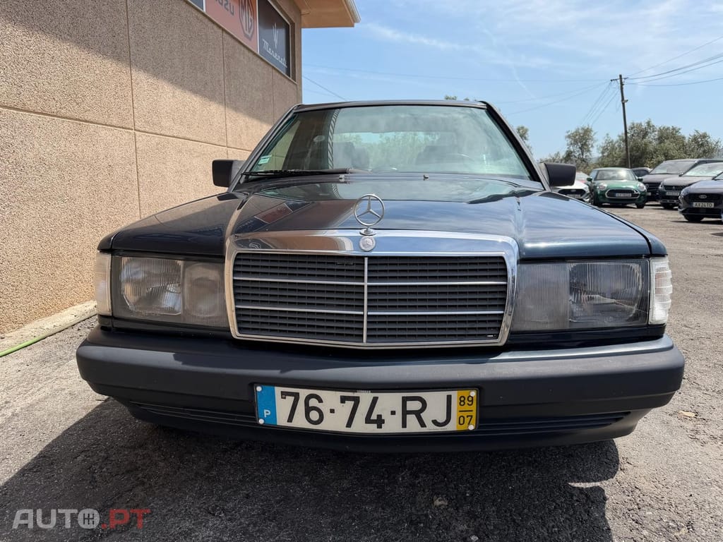 Mercedes-Benz 190 2.5