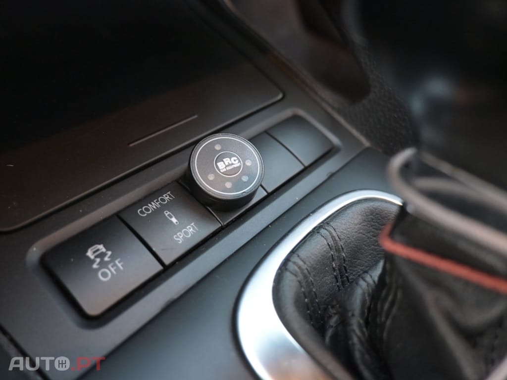 Volkswagen Scirocco 1.4 TSI 160cv DSG — Sport Edition