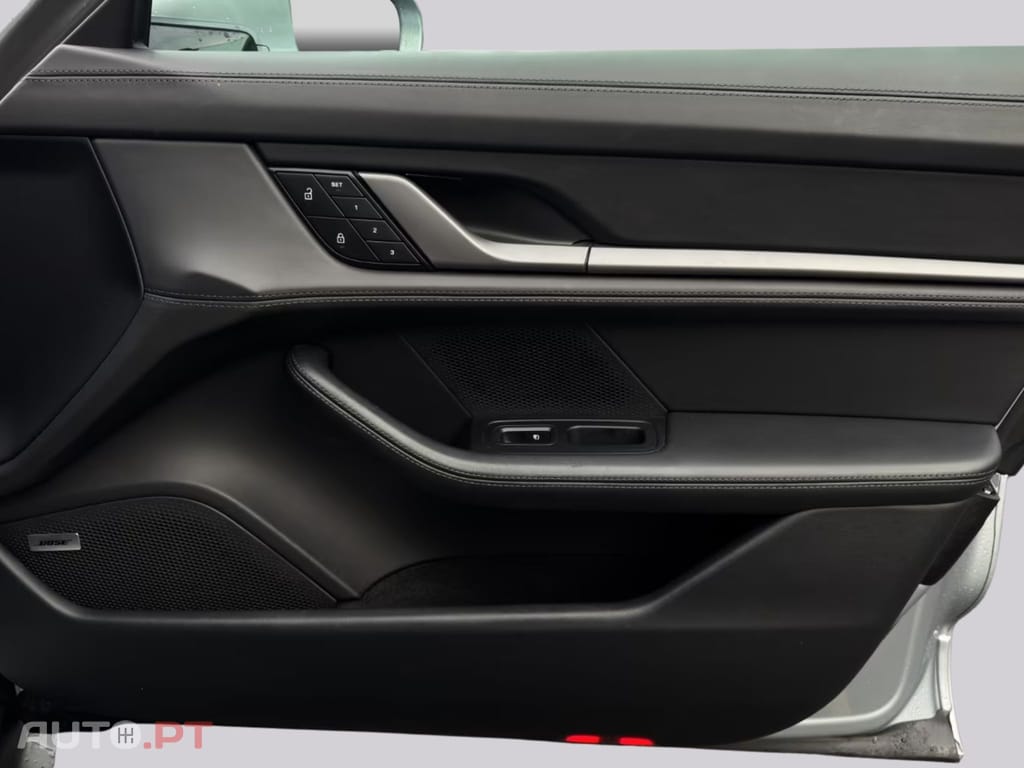 Porsche Taycan 4S I.V.A DEDUTIVEL 