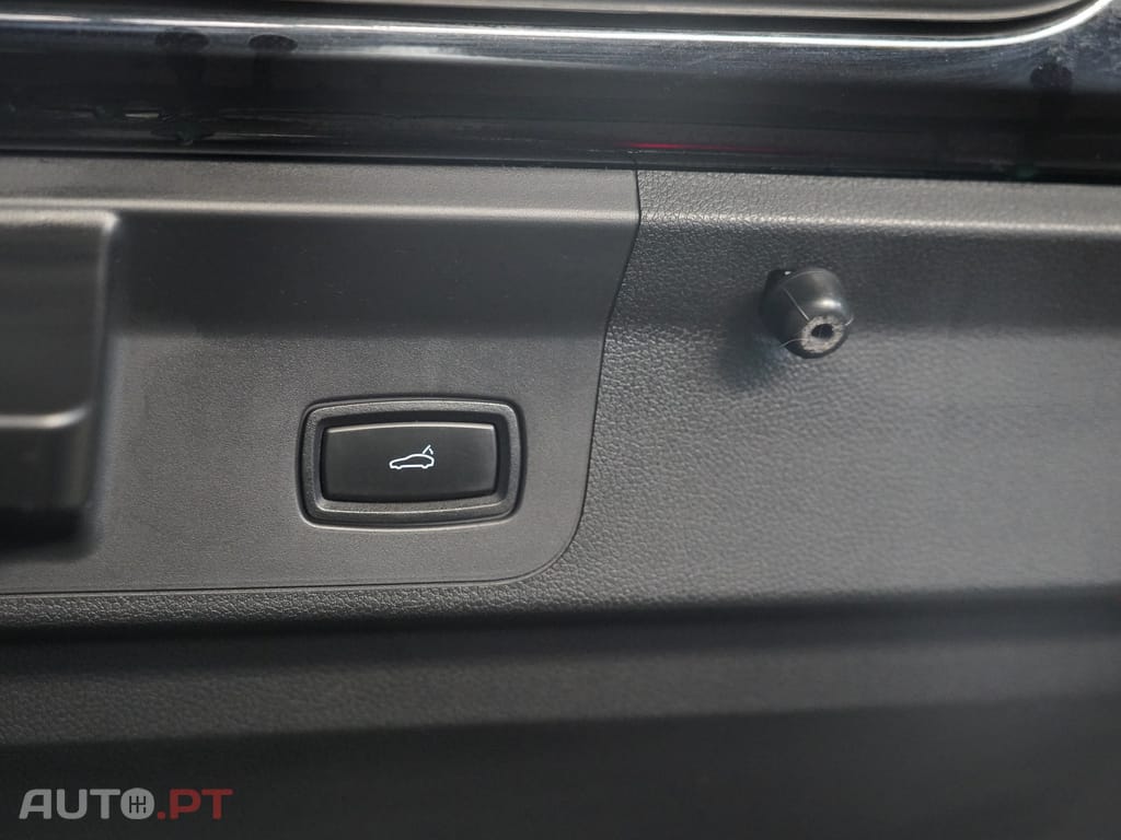 Porsche Panamera 4 E-Hybrid