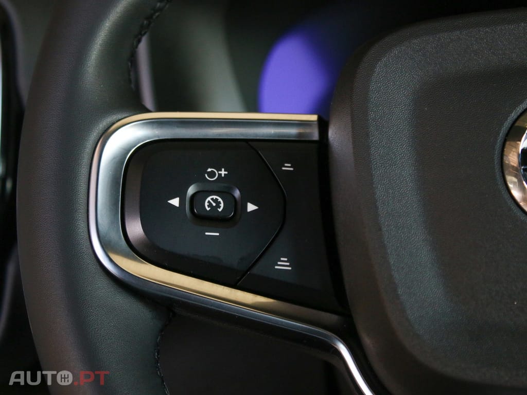 Volvo XC40 Recharge Core