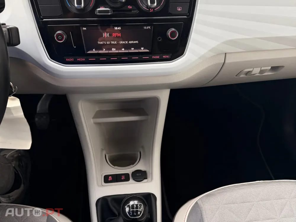 Volkswagen Up! 1.0 Move Up! beats