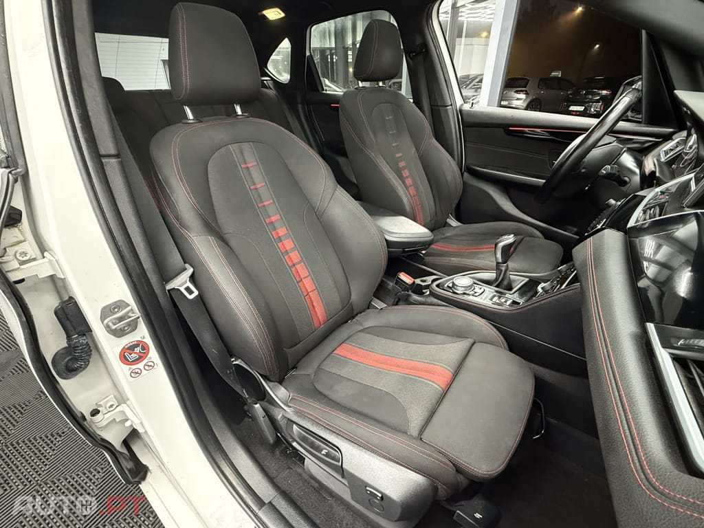 BMW 216 d Line Sport