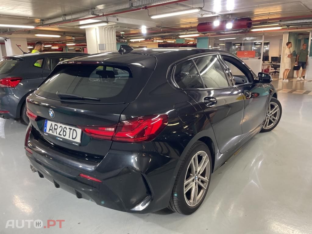 BMW 116 d Pack Desportivo M Auto