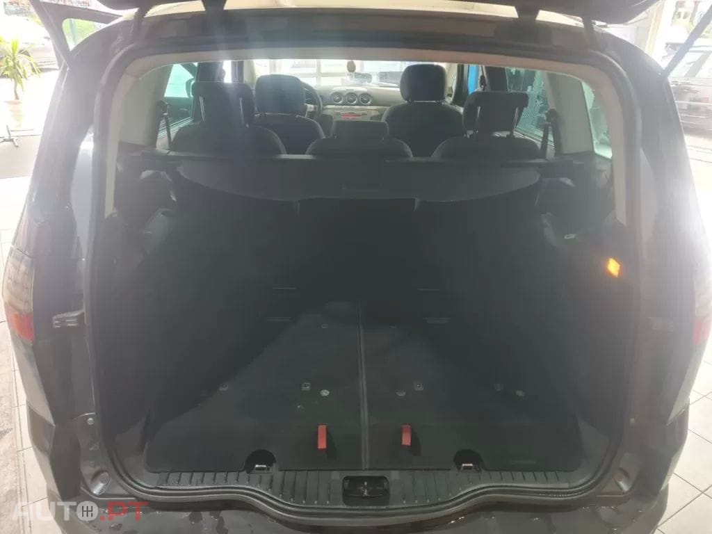 Ford S-Max 1.8 TDCi Titanium 7L