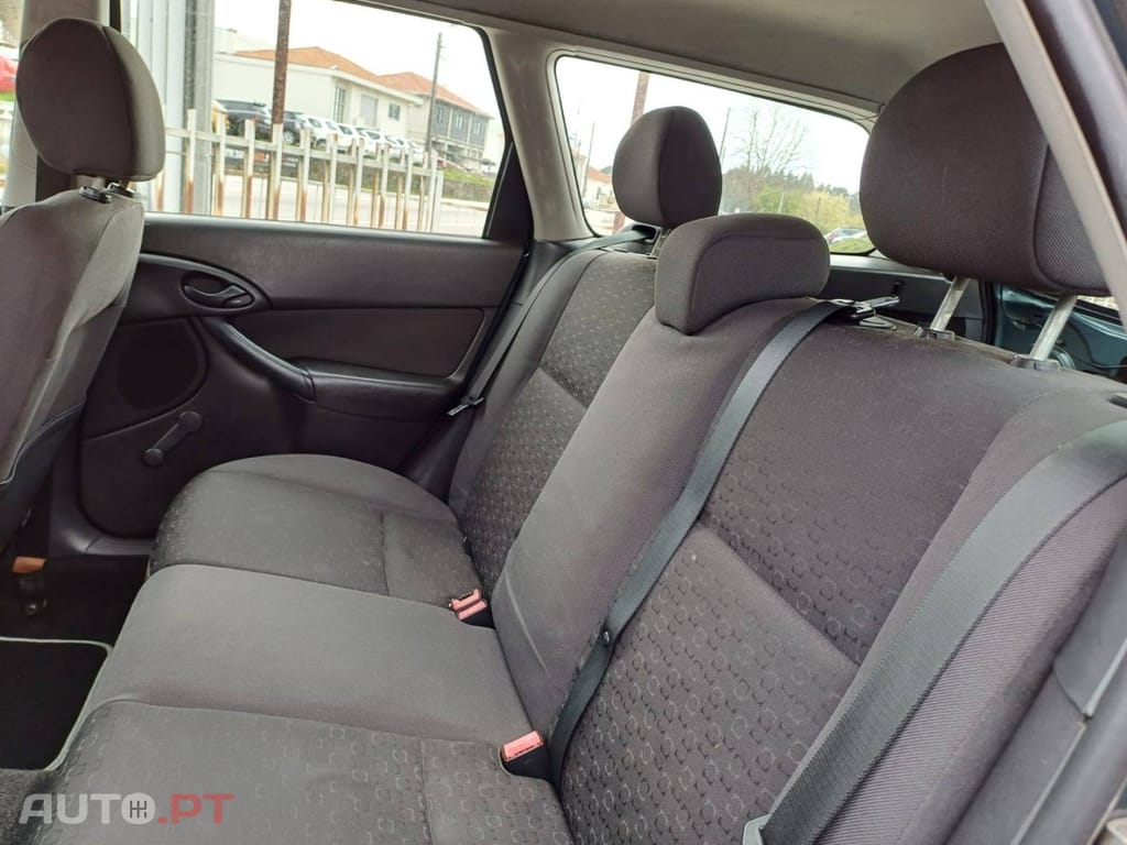 Ford Focus SW 1.4 Ambiente
