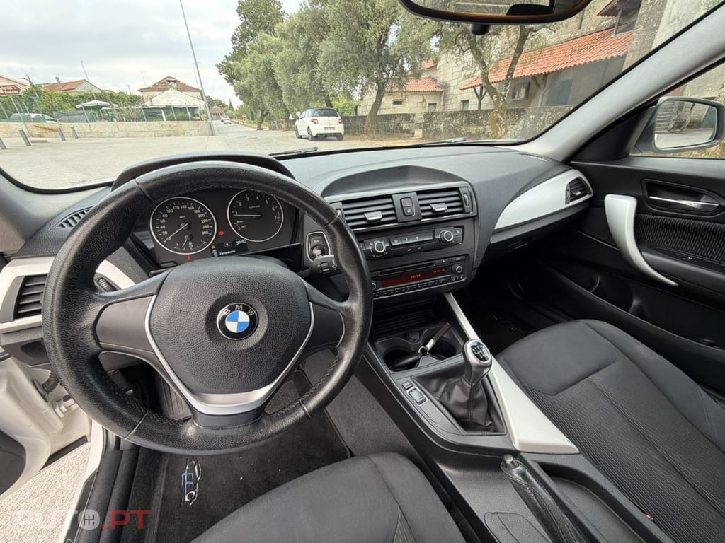 BMW 114 i Line Urban