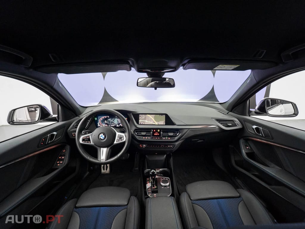 BMW 116 d Pack Desportivo M Auto